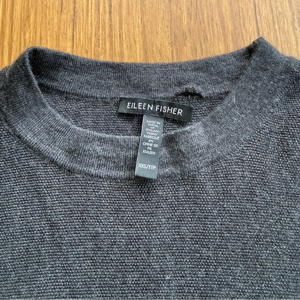 Eileen Fisher 100% Fine Merino Wool Boxy Sweater Dark Gray XXS - Picture 3 of 6